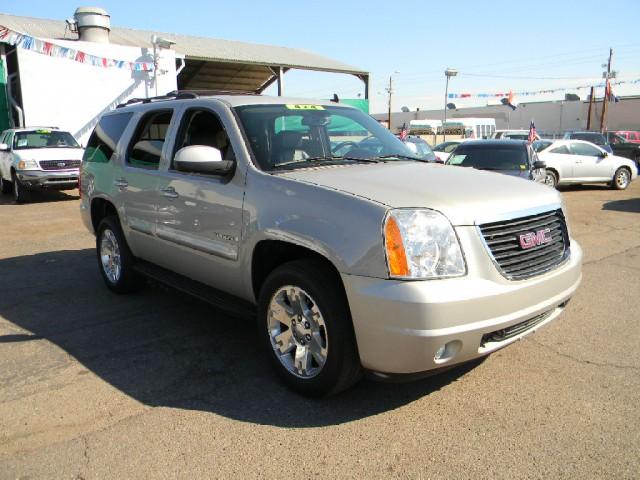 2007 GMC Yukon 4DR WGN I4 LX