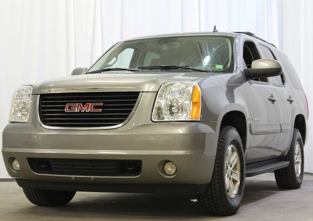 2007 GMC Yukon Xlt-2nd Bench-fwd-cd Player-5 Pass-1 Owner