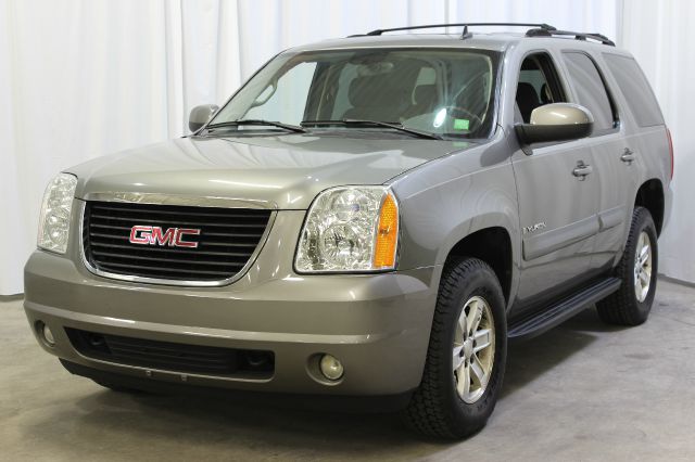 2007 GMC Yukon Xlt-2nd Bench-fwd-cd Player-5 Pass-1 Owner