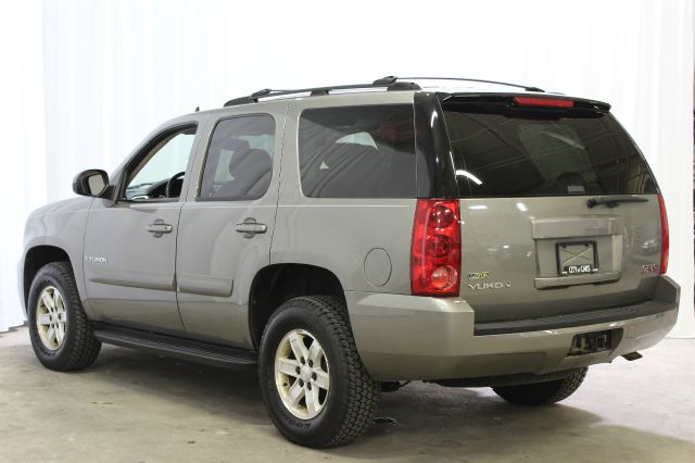 2007 GMC Yukon Xlt-2nd Bench-fwd-cd Player-5 Pass-1 Owner