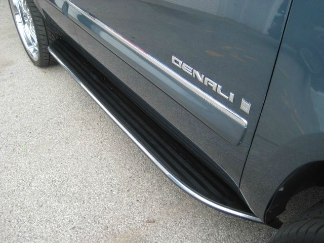 2007 GMC Yukon EX - DUAL Power Doors