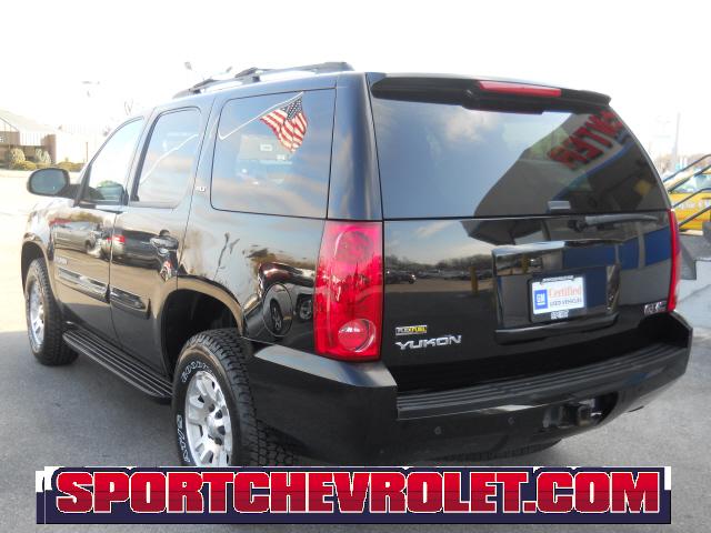 2007 GMC Yukon Aspen