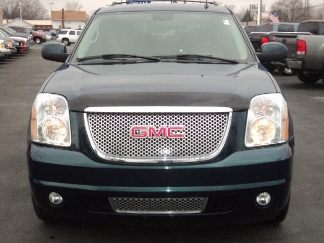 2007 GMC Yukon EX Sedan 4D