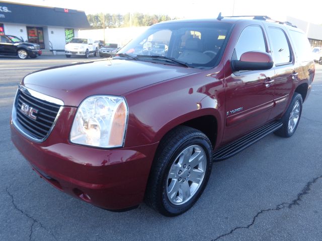 2007 GMC Yukon 4WD Crew Cab 6-3/4 Ft Box King Ranch