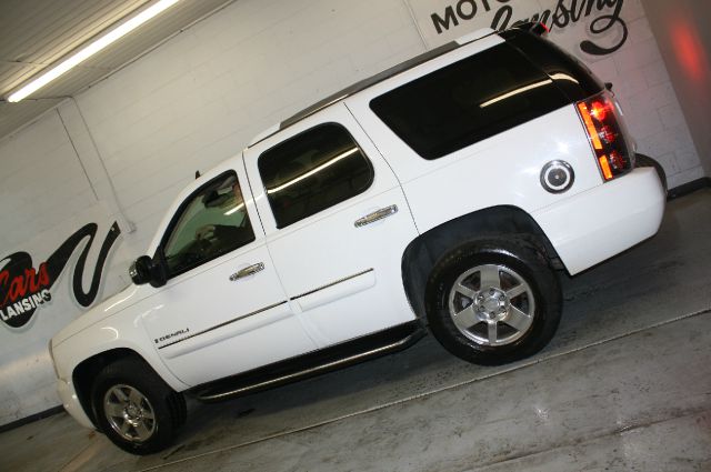 2007 GMC Yukon EX - DUAL Power Doors