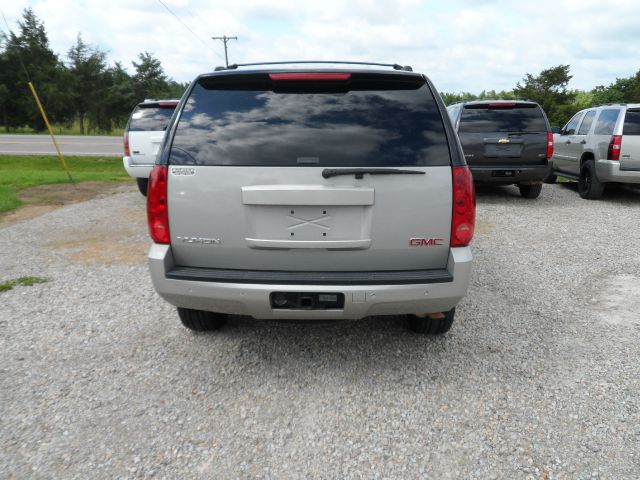 2007 GMC Yukon XL Denali AWD