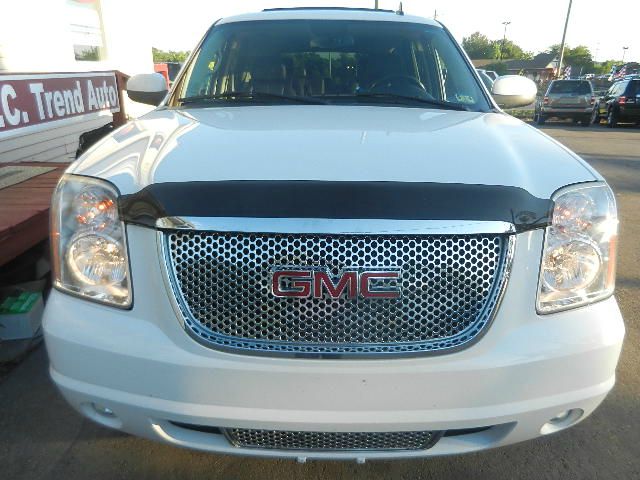 2007 GMC Yukon EX - DUAL Power Doors