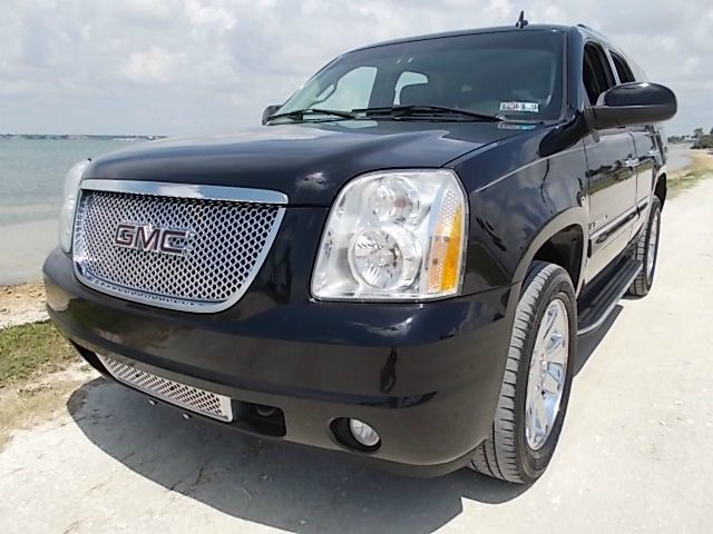 2007 GMC Yukon LS NICE