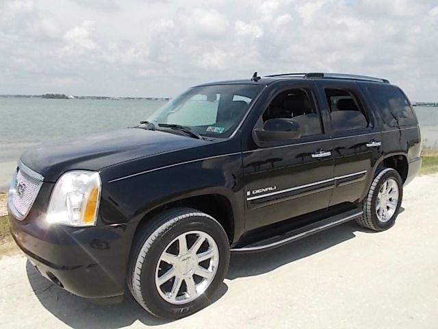 2007 GMC Yukon LS NICE