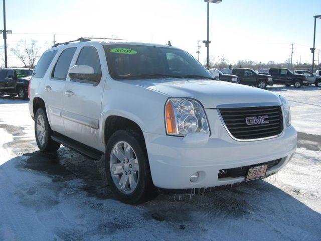 2007 GMC Yukon XLE Limited Low Miles