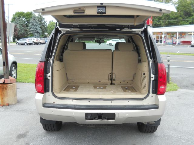 2007 GMC Yukon Unknown