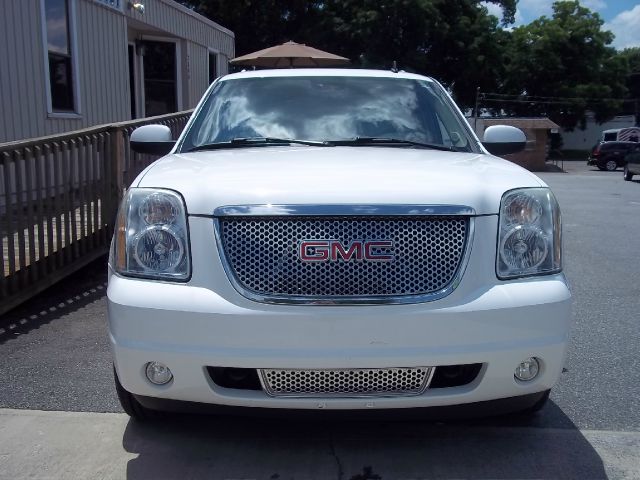 2007 GMC Yukon EX - DUAL Power Doors