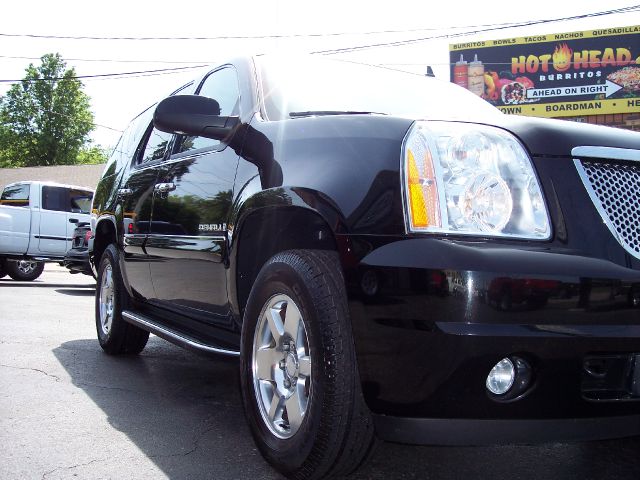 2007 GMC Yukon REG CAB BASE