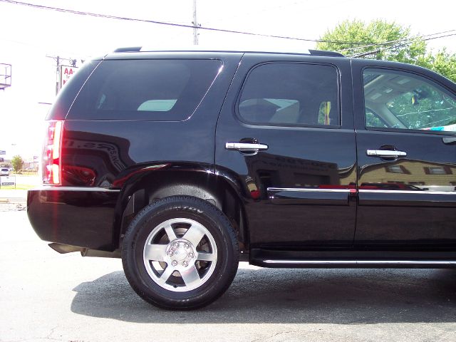 2007 GMC Yukon REG CAB BASE