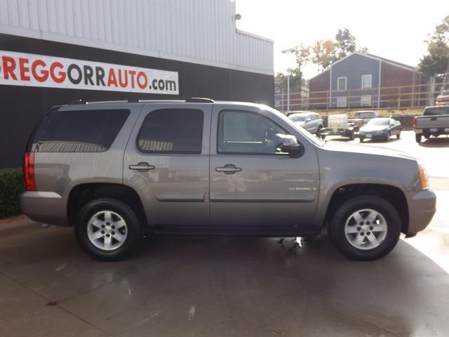 2008 GMC Yukon Unknown