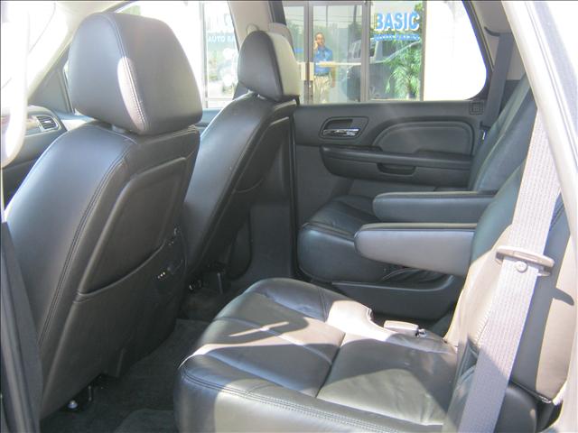 2008 GMC Yukon EX Sedan 4D