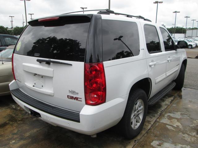 2008 GMC Yukon Unknown