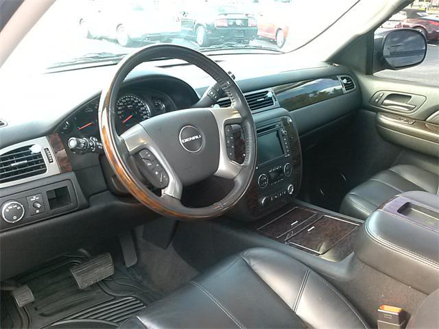 2008 GMC Yukon EX Sedan 4D