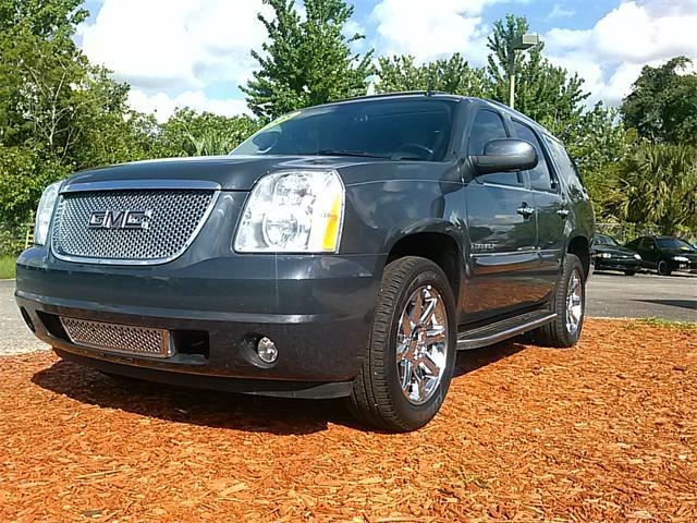 2008 GMC Yukon EX Sedan 4D