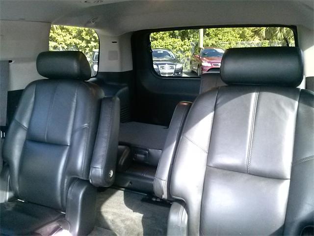 2008 GMC Yukon EX Sedan 4D