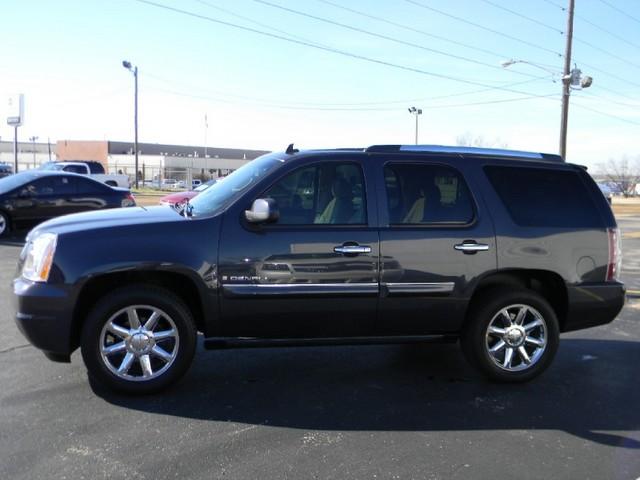 2008 GMC Yukon EX Sedan 4D