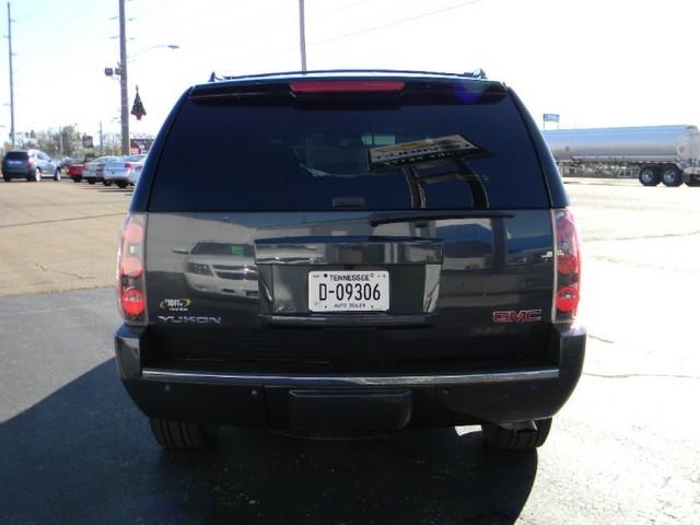 2008 GMC Yukon EX Sedan 4D