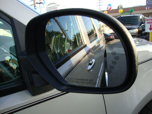 2008 GMC Yukon EX - DUAL Power Doors