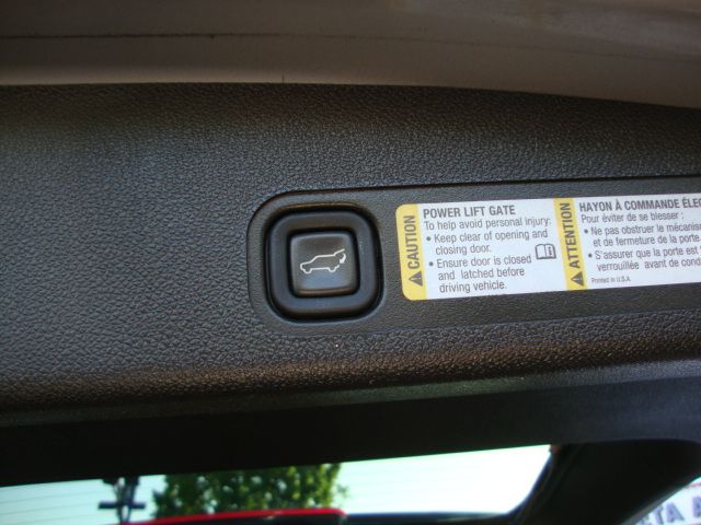 2008 GMC Yukon EX - DUAL Power Doors