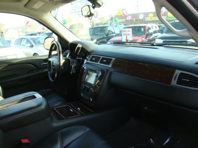 2008 GMC Yukon EX - DUAL Power Doors