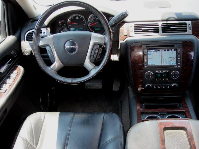 2008 GMC Yukon EX Sedan 4D