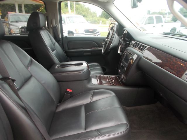 2008 GMC Yukon EX - DUAL Power Doors