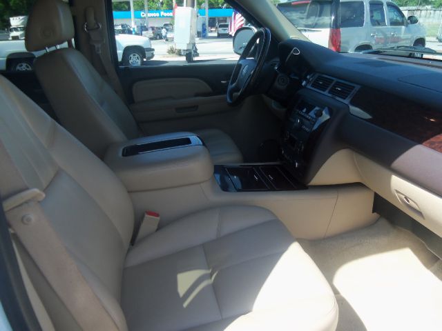 2008 GMC Yukon EX - DUAL Power Doors