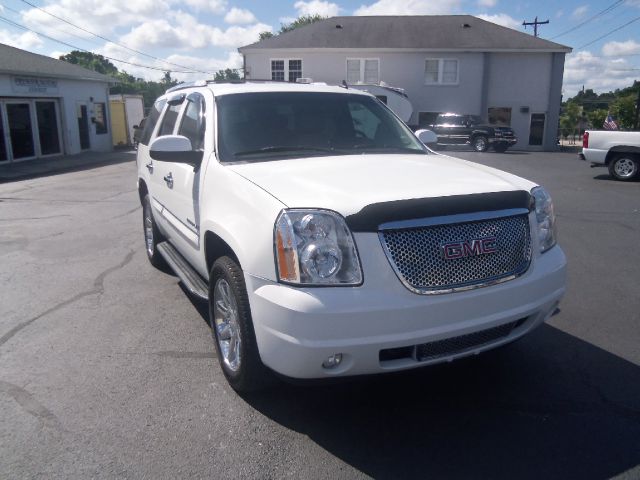 2008 GMC Yukon EX - DUAL Power Doors