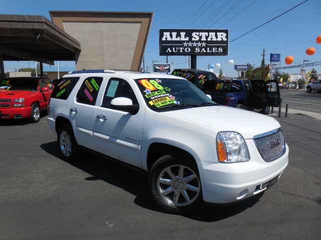 2008 GMC Yukon EX - DUAL Power Doors