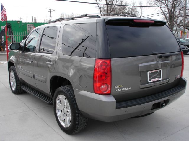 2008 GMC Yukon 4.2L LTHR Hseats XM