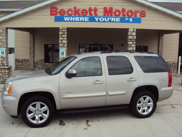 2009 GMC Yukon 4.2L LTHR Hseats XM