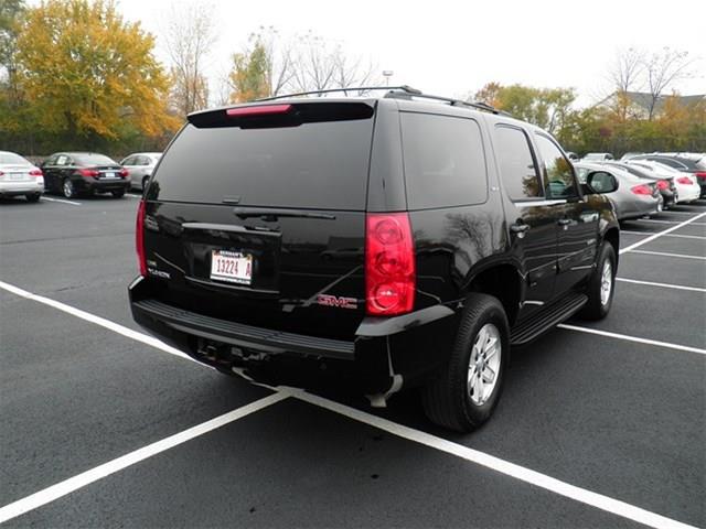 2009 GMC Yukon LX Wagon 4D