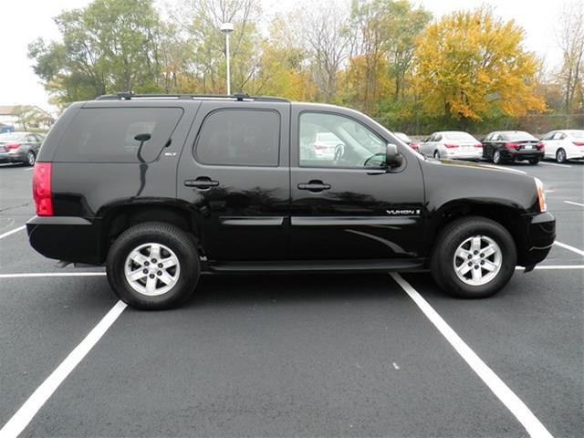 2009 GMC Yukon LX Wagon 4D