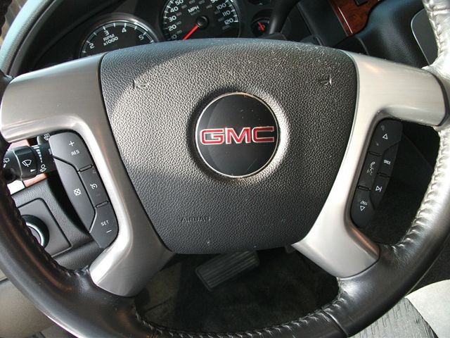 2009 GMC Yukon ZX3 SES