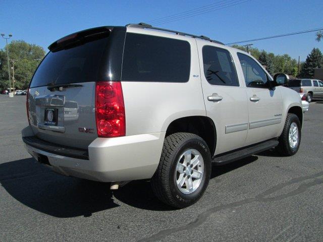 2009 GMC Yukon XJ6 Vanden Plas