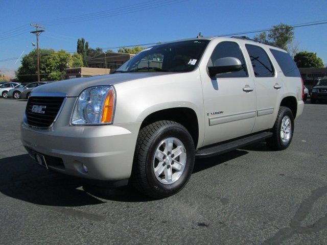 2009 GMC Yukon XJ6 Vanden Plas