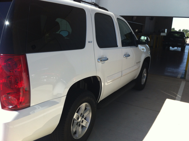 2009 GMC Yukon 4.2L LTHR Hseats XM