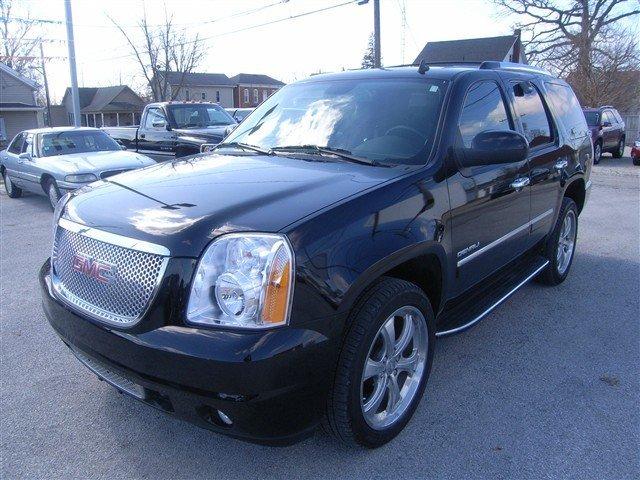 2010 GMC Yukon EX Sedan 4D