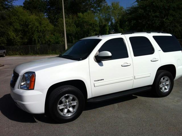 2011 GMC Yukon ES Sport Utility 4D