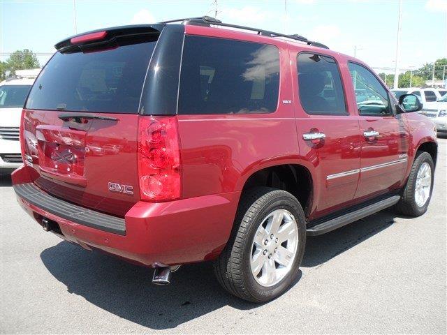 2011 GMC Yukon SLT