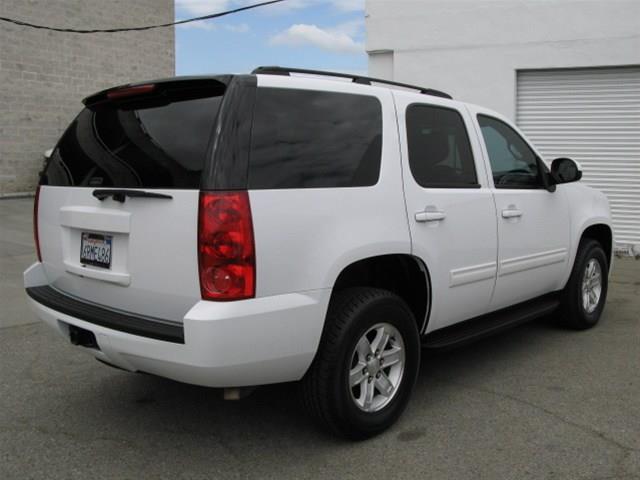 2011 GMC Yukon SE One Owner4x4