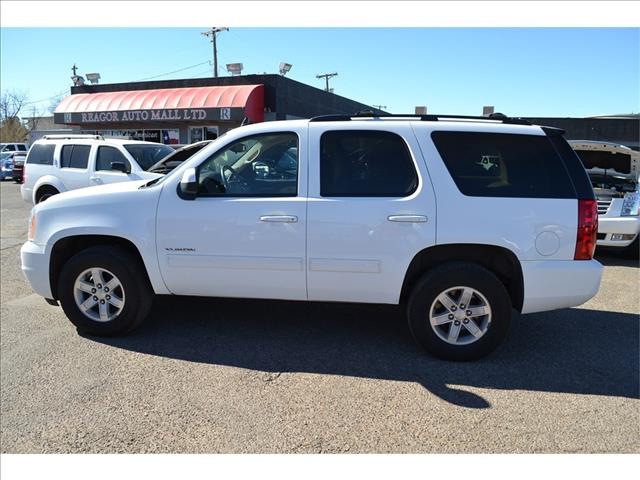 2011 GMC Yukon Wagon SE