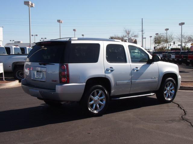 2012 GMC Yukon 2dr HB Auto PZEV Hatchback