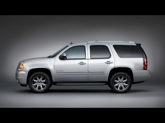 2013 GMC Yukon REG CAB BASE