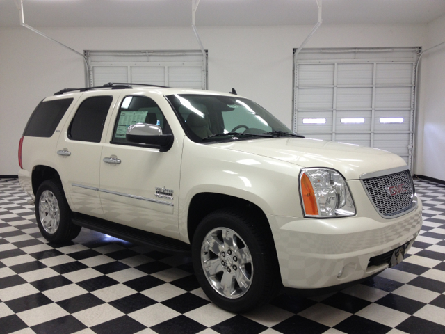 2013 GMC Yukon Super